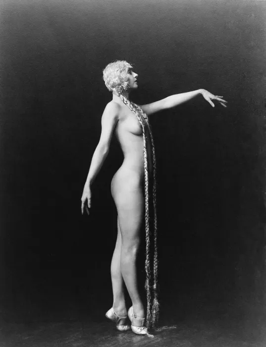 Framed Print : Evelyn Groues, a Ziegfeld girl posed nude with floor length blond braids. Photo by the official Ziegfeld Follies photographer, Alfred Cheney Johnston (1885-1971) Framed Print : Evelyn Groues, a Ziegfeld girl posed nude with floor length blond braids. Photo by the official Ziegfeld Follies photographer, Alfred Cheney Johnston (1885-1971)