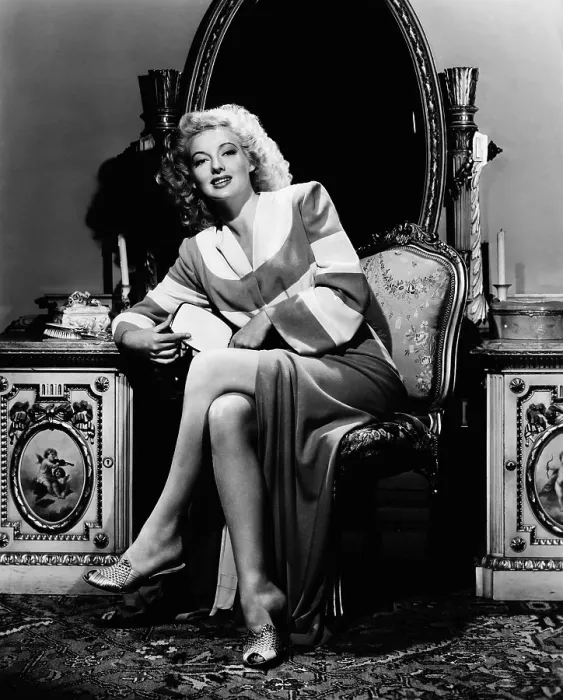 Framed Print : Evelyn Keyes, 1943