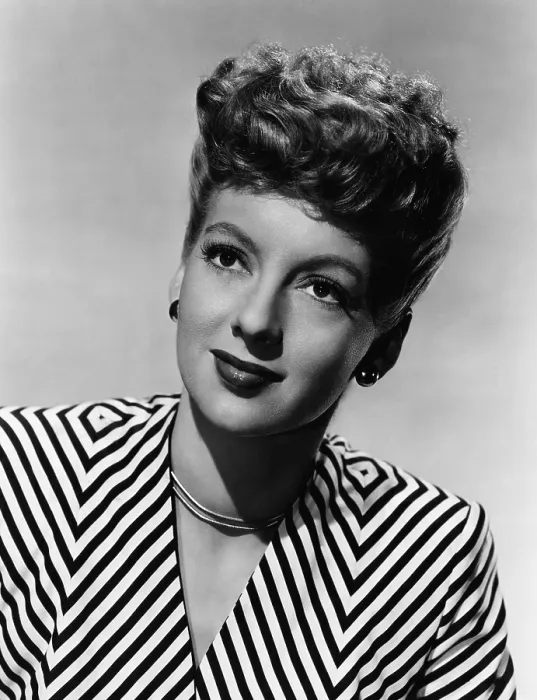 Framed Print : Evelyn Keyes, ca. late 1940s Framed Print : Evelyn Keyes, ca. late 1940s