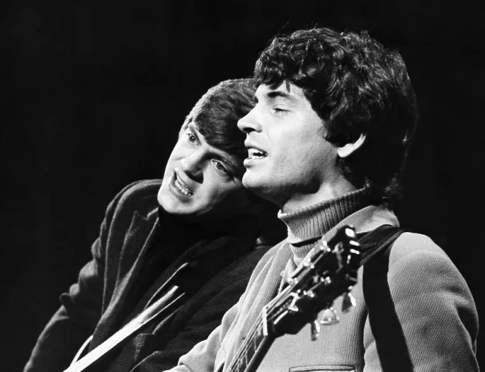 Framed Print : The Everly Brothers, Phil and Don peform on THE KRAFT MUSIC HALL variety show, May 1, 1968. Courtesy: CSU Archives / Everett Collection Framed Print : The Everly Brothers, Phil and Don peform on THE KRAFT MUSIC HALL variety show, May 1, 1968. Courtesy: CSU Archives / Everett Collection