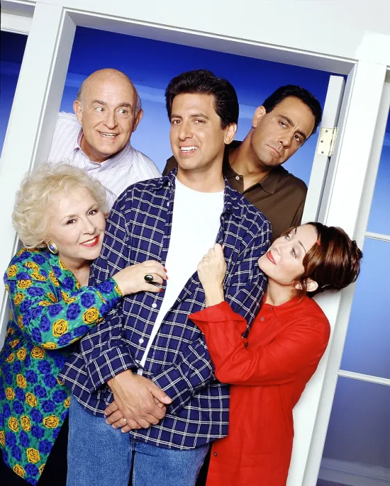 Framed Print : EVERYBODY LOVES RAYMOND, Doris Roberts, Peter Boyle, Ray Romano, Brad Garrett, Patricia Heaton, ca. 1998, Season 2, 1996-2005