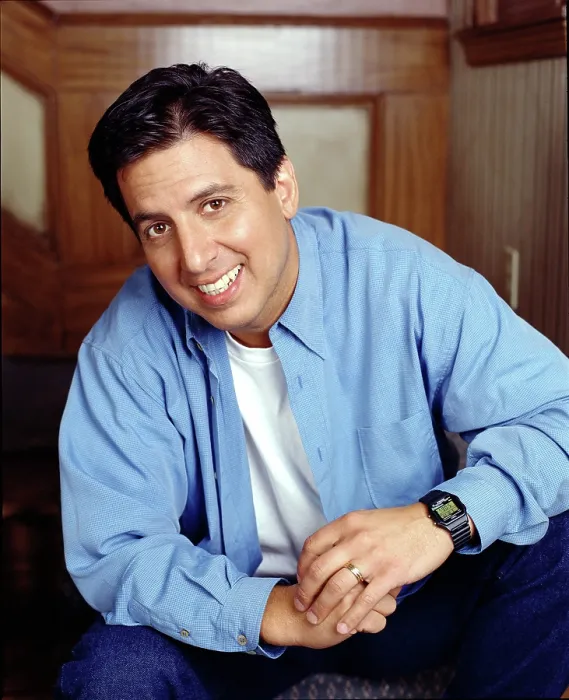 Framed Print : EVERYBODY LOVES RAYMOND, Ray Romano, 1996-2005