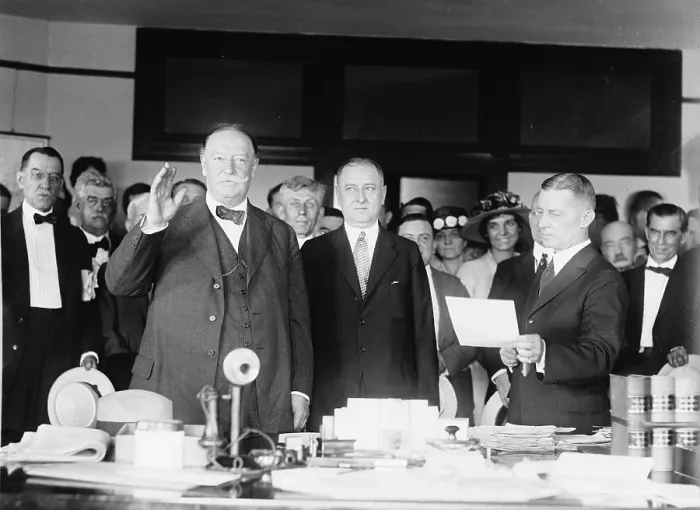 Framed Print : Ex-President William Howard Taft (1857-1930) sworn in as chief justice of the United States in 1921 Framed Print : Ex-President William Howard Taft (1857-1930) sworn in as chief justice of the United States in 1921