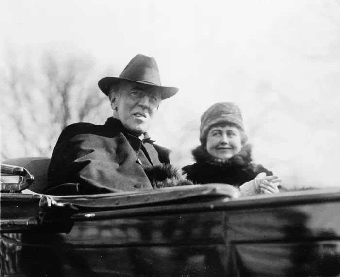 Framed Print : Ex-President Woodrow Wilson (1856-1924) and his second wife, Edith Bolling Galt Wilson riding in an open carriage in Washington, DC in 1923 Framed Print : Ex-President Woodrow Wilson (1856-1924) and his second wife, Edith Bolling Galt Wilson riding in an open carriage in Washington, DC in 1923