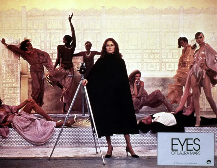 Framed Print : EYES OF LAURA MARS, Faye Dunaway, 1978 Framed Print : EYES OF LAURA MARS, Faye Dunaway, 1978