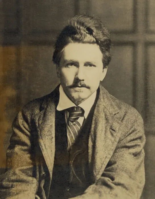 Framed Print : Ezra Pound (1885-1972), in the 1920s, when he was foreign editor of the LITTLE REVIEW, an avant guard literary journal for English language writers