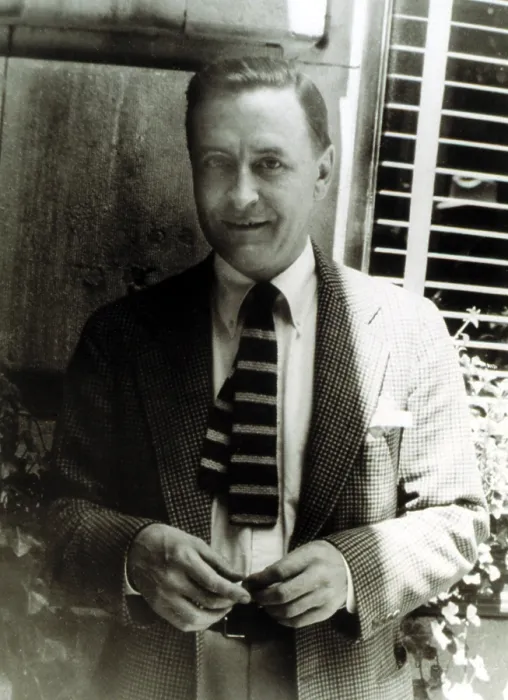 Framed Print : F. SCOTT FITZGERALD, Hollywood, 1937. Courtesy: CSU Archives  /  Everett Collection