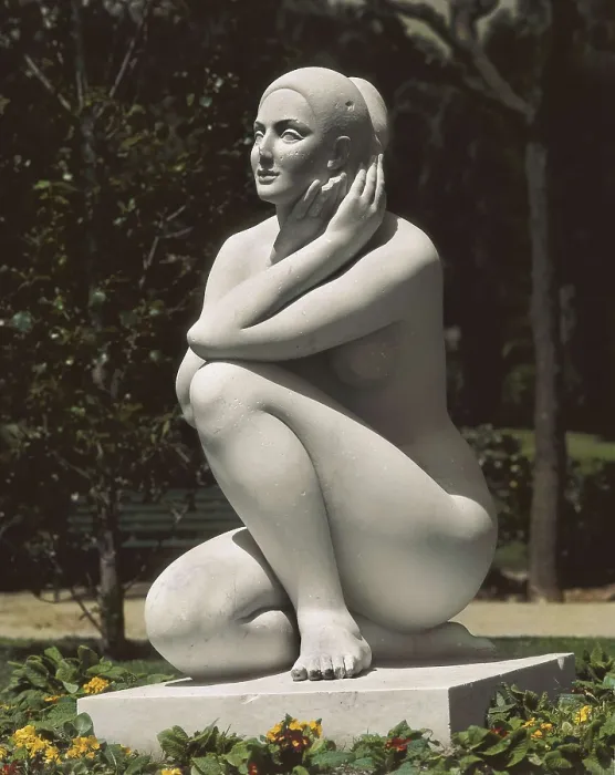 Framed Print : FABREGAS DE SENTMENAT, Eulalia (1906-1992). Female Figure. 20th c. SPAIN. Barcelona. Cervantes Park. Sculpture on marble. AISA / Everett Collection - Image has fine art copyright