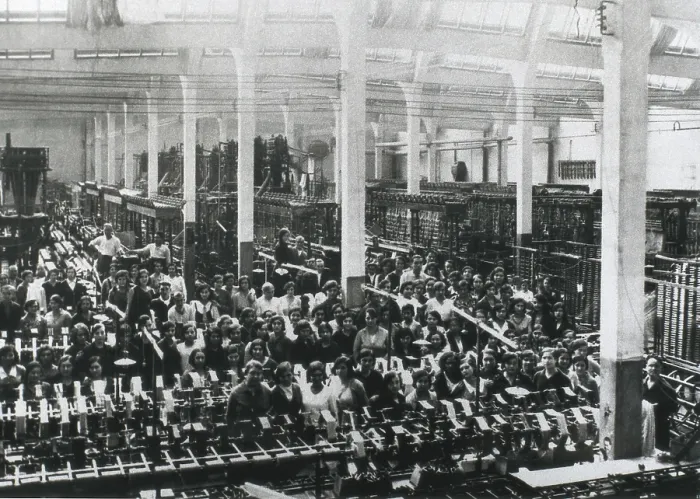 Framed Print : Factory Benet Campabadal (beginning of 20th c.). Manufacture of silk. SPAIN. Barcelona. Sants-Montjuic District Municipal Archive. AISA / Everett Collection (50821)**US SALES ONLY** Framed Print : Factory Benet Campabadal (beginning of 20th c.). Manufacture of silk. SPAIN. Barcelona. Sants-Montjuic District Municipal Archive. AISA / Everett Collection (50821)**US SALES ONLY**