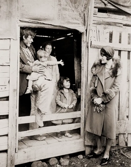 Framed Print : A family of poor sharecroppers at their Arkansas farm home welcome a Red Cross worker during the great drought of 1930-31 Framed Print : A family of poor sharecroppers at their Arkansas farm home welcome a Red Cross worker during the great drought of 1930-31