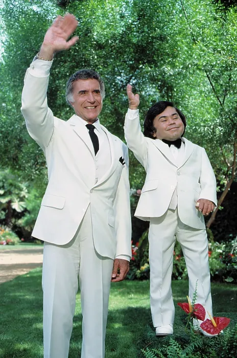 Framed Print : FANTASY ISLAND, Ricardo Montalban, Herve Villechaize, 1978-1984 Framed Print : FANTASY ISLAND, Ricardo Montalban, Herve Villechaize, 1978-1984