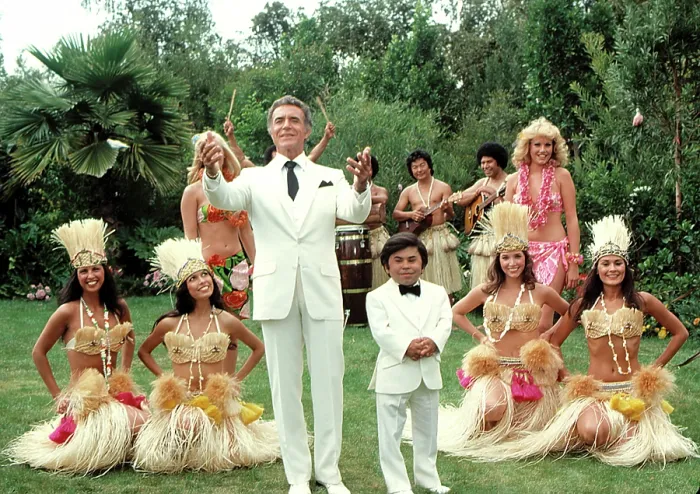 Framed Print : FANTASY ISLAND, Ricardo Montalban, Herve Villechaize, 1978-1984 Framed Print : FANTASY ISLAND, Ricardo Montalban, Herve Villechaize, 1978-1984