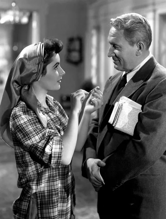 Framed Print : FATHER OF THE BRIDE, Elizabeth Taylor, Spencer Tracy, 1950