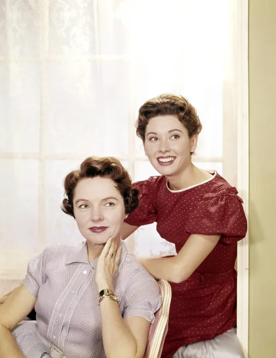 Framed Print : FATHER KNOWS BEST, from left, Jane Wyatt, Elinor Donahue, (1959), 1954-60