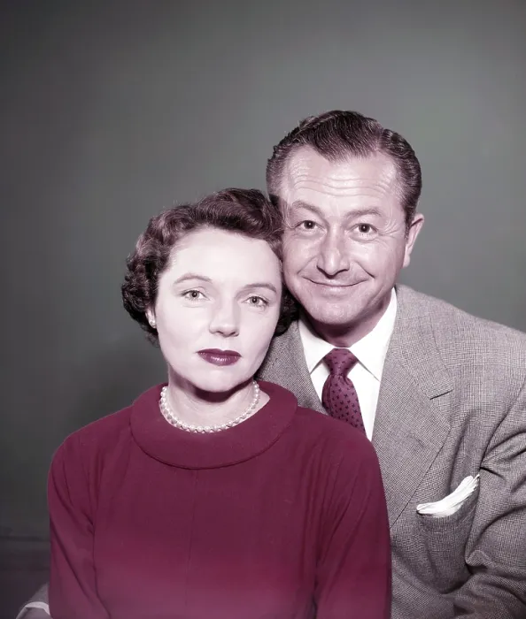Framed Print : FATHER KNOWS BEST, from left, Jane Wyatt, Robert Young, 1954-60