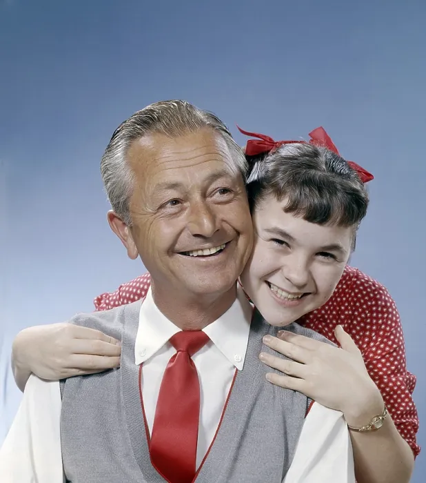 Framed Print : FATHER KNOWS BEST, from left: Robert Young, Lauren Chapin, 1954-60