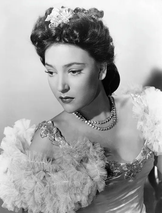 Framed Print : THE FOUR FEATHERS, June Duprez, 1939