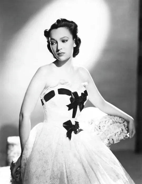 Framed Print : THE FOUR FEATHERS, June Duprez, 1939 Framed Print : THE FOUR FEATHERS, June Duprez, 1939