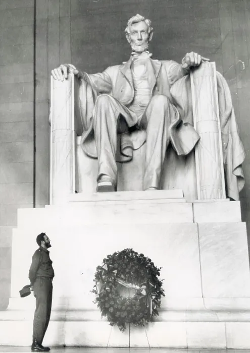 Framed Print : FIDEL CASTRO, Cuban Prime Minister, places a wreath at the Lincoln Memorial in Washington D.C. during his 11 day goodwill visit to win US support for his revolutionary regime, c Framed Print : FIDEL CASTRO, Cuban Prime Minister, places a wreath at the Lincoln Memorial in Washington D.C. during his 11 day goodwill visit to win US support for his revolutionary regime, c