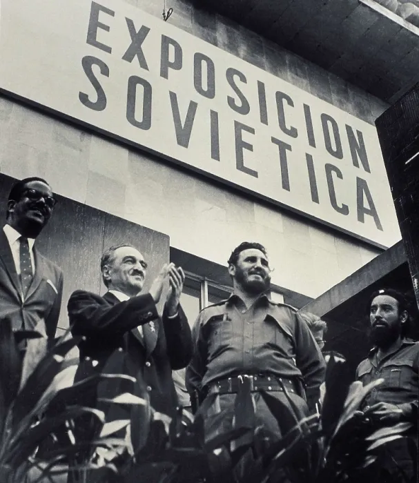 Framed Print : Fidel Castro (third on the left) in the opening of the Soviet Exhibition in la Habana (1960) Framed Print : Fidel Castro (third on the left) in the opening of the Soviet Exhibition in la Habana (1960)