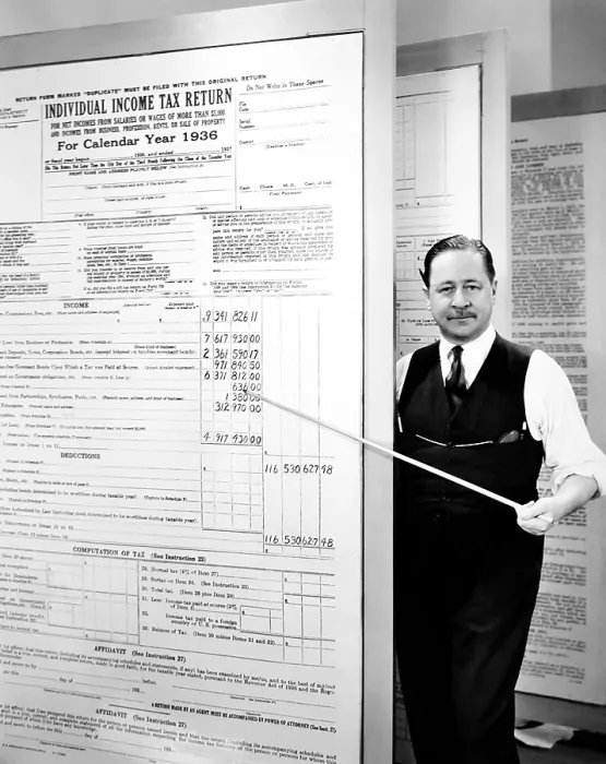Framed Print : HOW TO FIGURE INCOME TAX, Robert Benchley, 1938