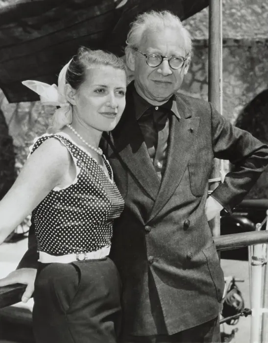 Framed Print : Film producer, Sir Alexander Korda with his fiancee Alexandra Boycun, June 3, 1953 Framed Print : Film producer, Sir Alexander Korda with his fiancee Alexandra Boycun, June 3, 1953