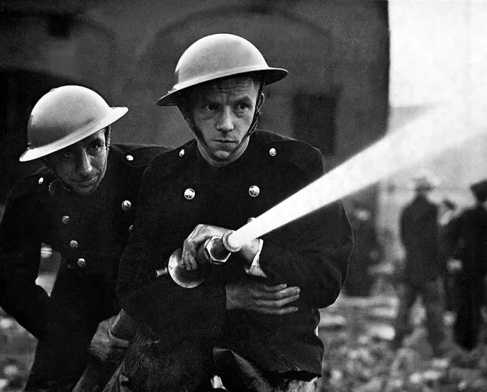Framed Print : Firemen training in a combined war exercise over in greater London in 1939. (BSLOC_2013_11_79)