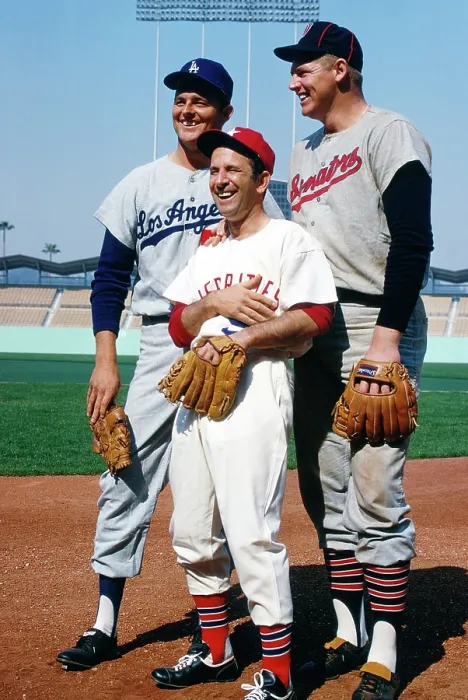 Framed Print : FIRST ANNUAL ALL-STAR CELEBRITY SOFTBALL GAME, from left: Don Drysdale (Los Angeles Dodgers), Don Adams, Frank Howard (Washington Senators), (aired November 28, 1967)