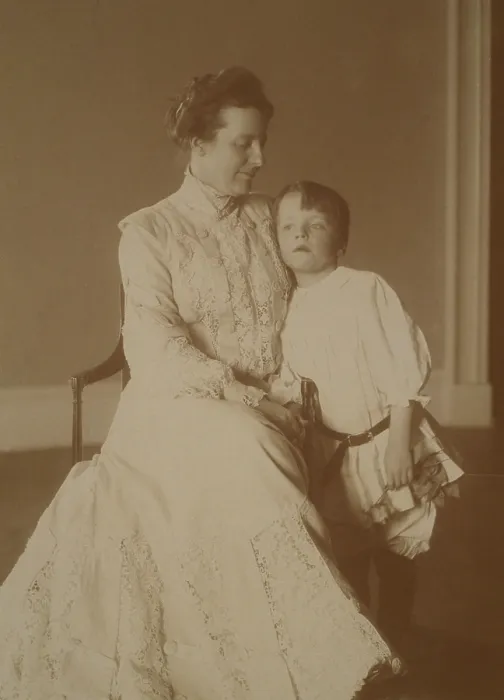 Framed Print : First Lady Edith Roosevelt, with youngest son, Quentin, in a 1903 portrait by Frances Benjamin Johnston Framed Print : First Lady Edith Roosevelt, with youngest son, Quentin, in a 1903 portrait by Frances Benjamin Johnston
