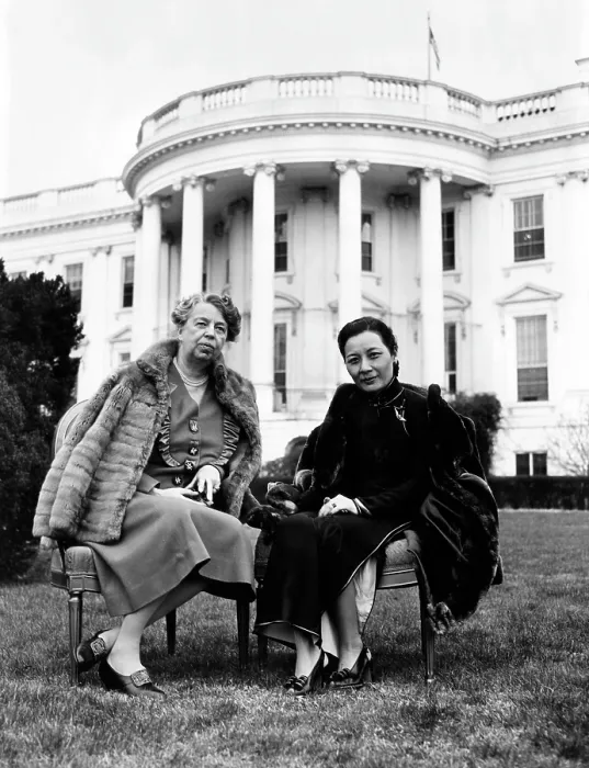 Framed Print : First Lady Eleanor Roosevelt, and wife of Chiang Kai-shek, Soong May-ling, Washington DC, February 25, 1943.Courtesy: CSU Archives / Everett Collection Framed Print : First Lady Eleanor Roosevelt, and wife of Chiang Kai-shek, Soong May-ling, Washington DC, February 25, 1943.Courtesy: CSU Archives / Everett Collection