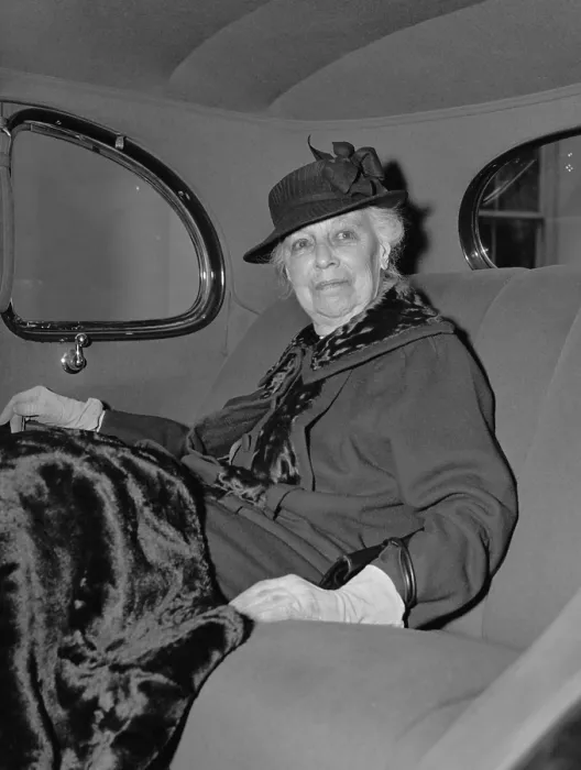 Framed Print : Former First Lady, Helen Nellie Taft, after a call on President Franklin Roosevelt, Dec. 6, 1938. Widowed in 1930, she stayed in Washington and remained active (BSLOC_2016_12_9) Framed Print : Former First Lady, Helen Nellie Taft, after a call on President Franklin Roosevelt, Dec. 6, 1938. Widowed in 1930, she stayed in Washington and remained active (BSLOC_2016_12_9)
