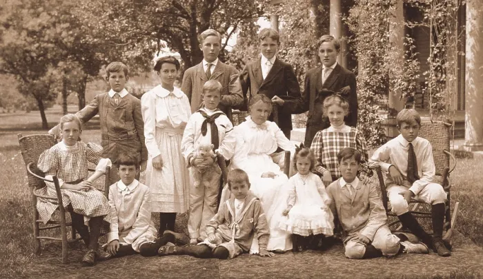 Framed Print : Former First Lady Lucretia Garfield seated outdoors with her grandchildren, Mentor, Ohio, 1906