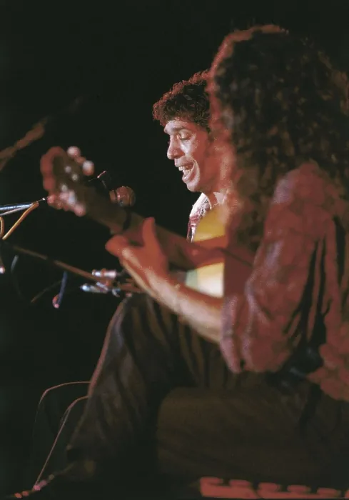 Framed Print : The flamenco singer Camarn de la Isla accompanied on guitar by Tomatito. AISA / Everett Collection**US SALES ONLY**