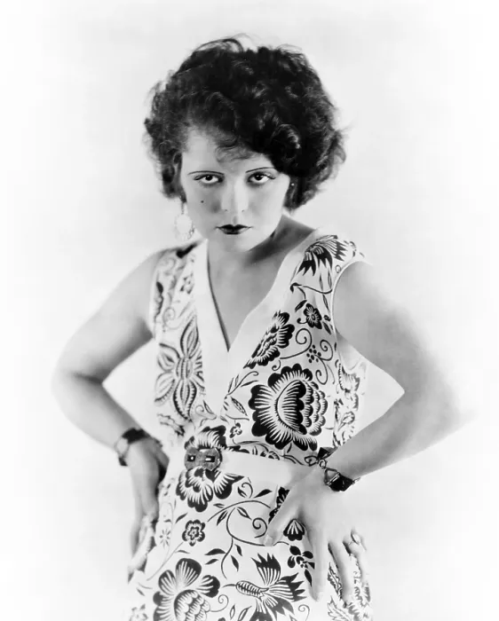 Framed Print : THE FLEET'S IN, Clara Bow, 1928 Framed Print : THE FLEET'S IN, Clara Bow, 1928