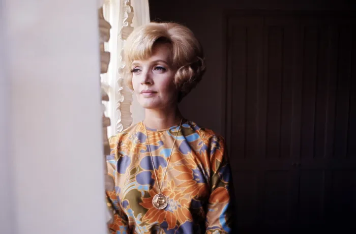 Framed Print : Florence Henderson, circa 1970s Framed Print : Florence Henderson, circa 1970s