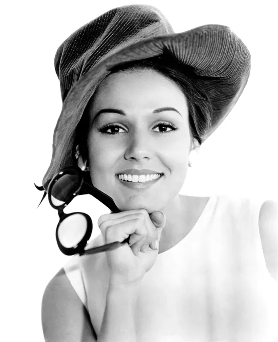 Framed Print : FOLLOW THE BOYS, Paula Prentiss, 1963 Framed Print : FOLLOW THE BOYS, Paula Prentiss, 1963