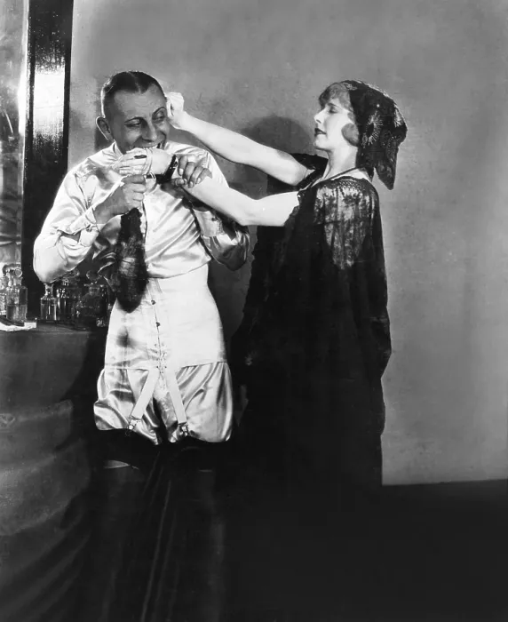 Framed Print : FOOLISH WIVES, from left, Erich von Stroheim, Mae Busch, 1922