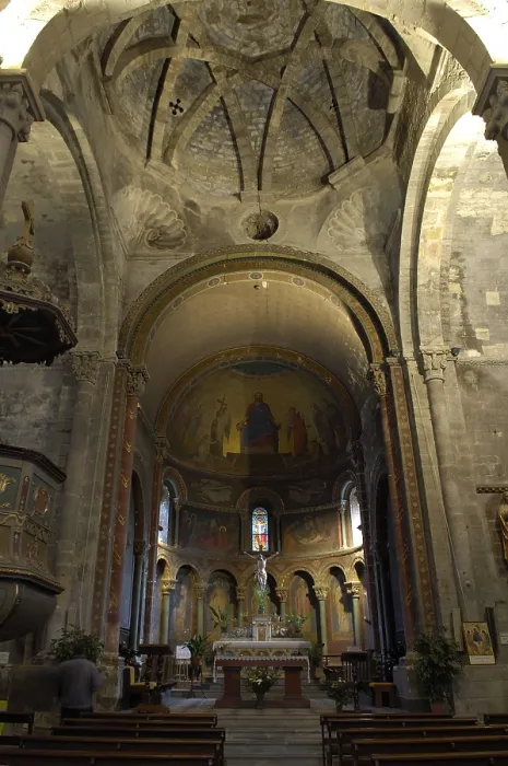 Framed Print : FRANCE. Oloron-Sainte-Marie. Church of Sainte-Croix (11th c.). Altar, apse and Byzantine central dome. Byzantine art. ; Romanesque art. Architecture