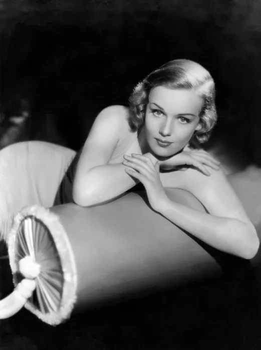 Framed Print : Frances Farmer, Paramount Pictures portrait, ca. 1936 Framed Print : Frances Farmer, Paramount Pictures portrait, ca. 1936