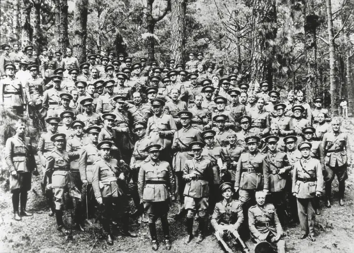 Framed Print : Francisco Franco, General Commander of the Canary Islands, with the officers of the Canary Islands Military Command