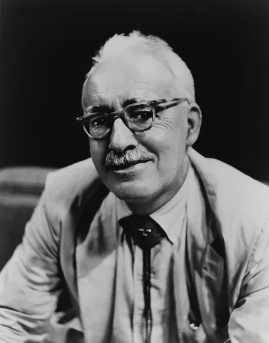 Framed Print : Frank O'Connor (1903-1966) Irish writer and translator of ancient and modern Gaelic texts into English Framed Print : Frank O'Connor (1903-1966) Irish writer and translator of ancient and modern Gaelic texts into English