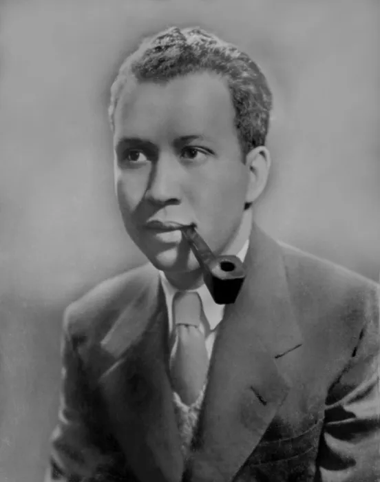 Framed Print : Frank Yerby (1916-1991) African-American historical novelist best known for 'The Man from Dahomey' (1971) Framed Print : Frank Yerby (1916-1991) African-American historical novelist best known for 'The Man from Dahomey' (1971)