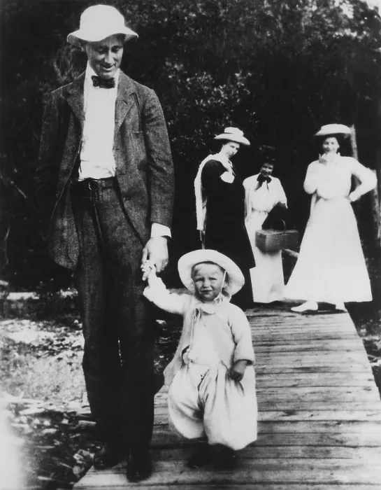 Framed Print : Franklin D. Roosevelt with his first child, Anna, at Campobello. 1908. Eleanor is with the group in the distance. (BSLOC_2013_6_24) Framed Print : Franklin D. Roosevelt with his first child, Anna, at Campobello. 1908. Eleanor is with the group in the distance. (BSLOC_2013_6_24)