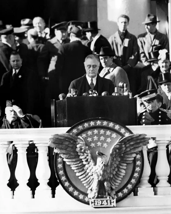 Framed Print : Franklin Roosevelt delivers the inaugural address for his third presidential term, 1941. Courtesy: CSU Archives / Everett Collection