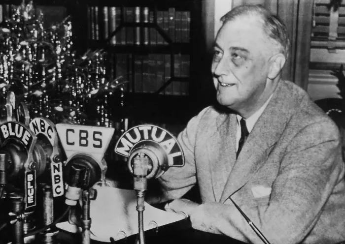 Framed Print : Franklin Roosevelt in Fireside Chat reporting on the WW2 Teheran and Cairo Conferences. Dec. 1943. The radio address was delivered at Hyde Park on Christmas Eve, 1943