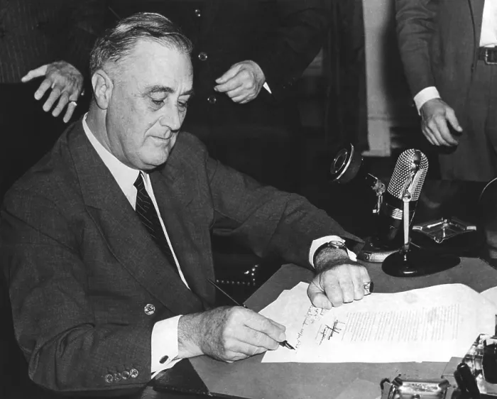 Framed Print : Franklin Roosevelt signing the Burke-Wadsworth Conscription Act. Sept. 16, 1940 Framed Print : Franklin Roosevelt signing the Burke-Wadsworth Conscription Act. Sept. 16, 1940