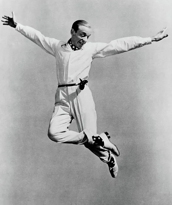 Framed Print : Fred Astaire in rehearsal for HOLIDAY INN, 6 / 29 / 42