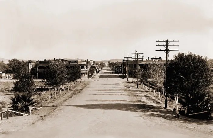 Framed Print : Fremont Street in Las Vegas, Nevada, before the construction of Hoover Dam, Lake Mead and legalized gambling. Ca. 1920