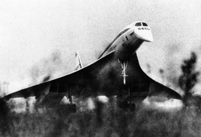 Framed Print : The French-built Concorde takes off on a trial flight at Toulouse, France. Dec. 6, 1975. (CSU_ALPHA_1056) CSU Archives / Everett Collection Framed Print : The French-built Concorde takes off on a trial flight at Toulouse, France. Dec. 6, 1975. (CSU_ALPHA_1056) CSU Archives / Everett Collection