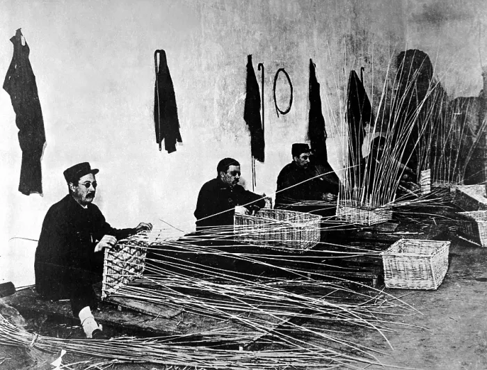 Framed Print : French soldiers blinded during World War I learning to make baskets. 1914-1918